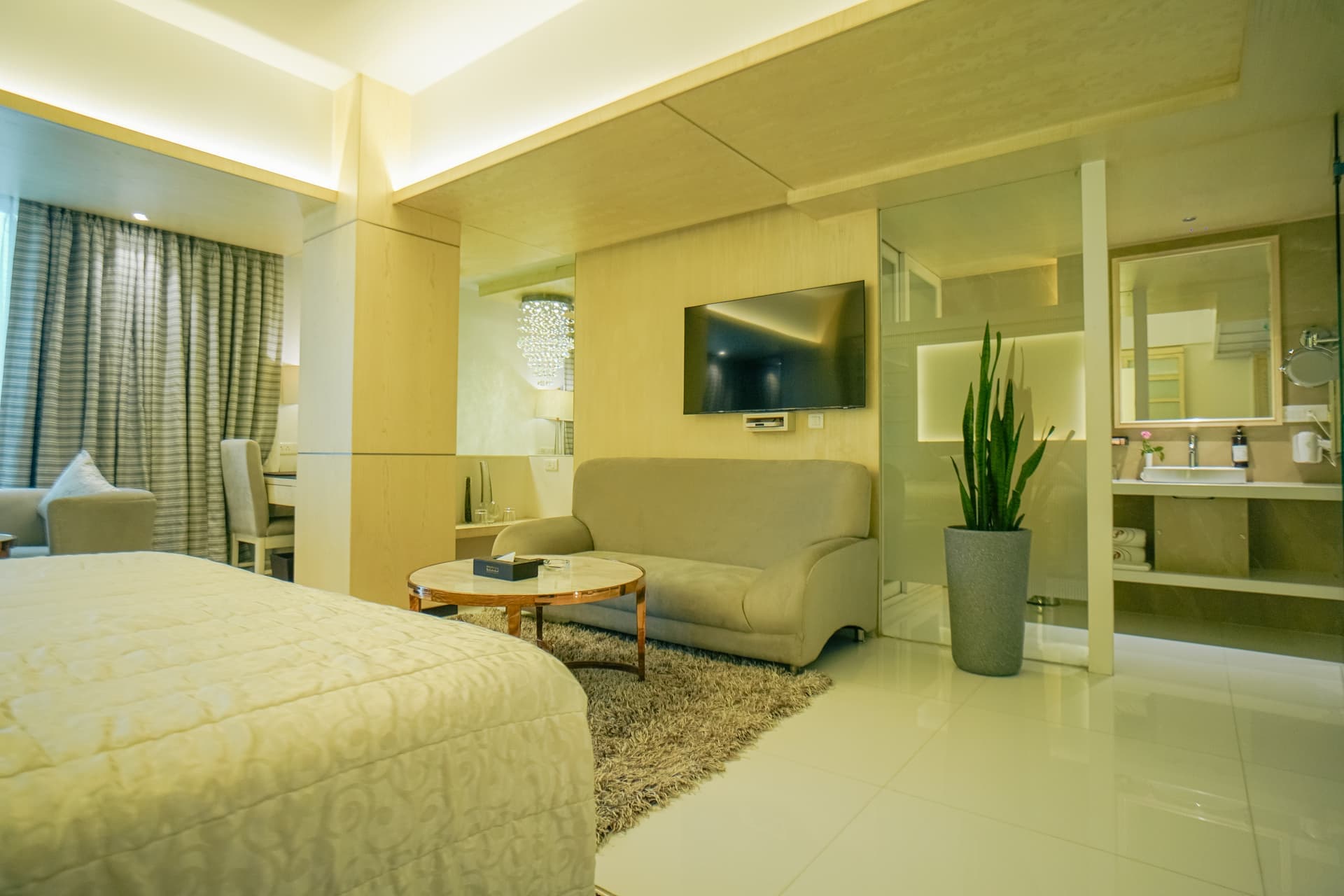 Hotel Peninsula Grand